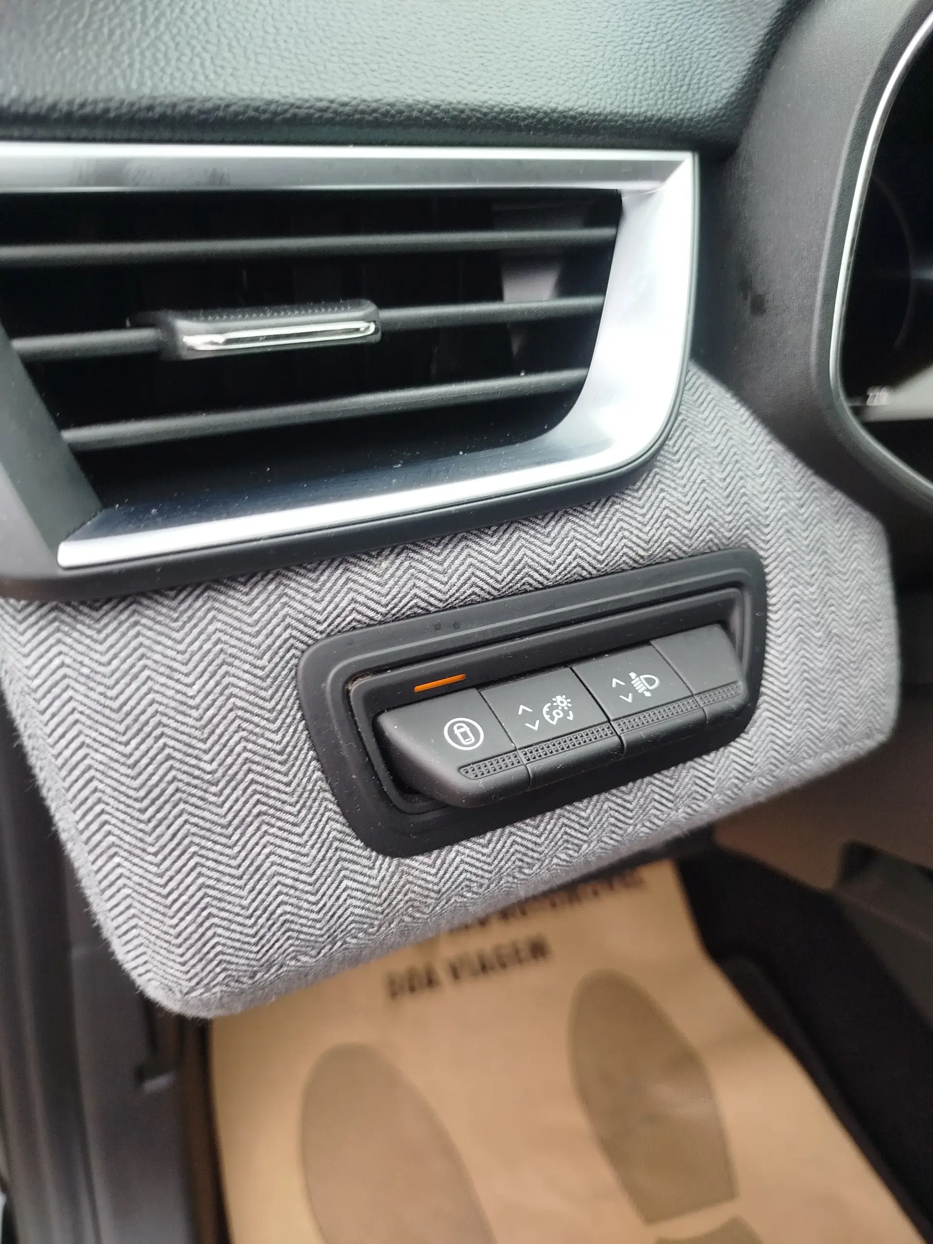 Renault Clio 1.0 TCe Evolution Bi-Fuel 11