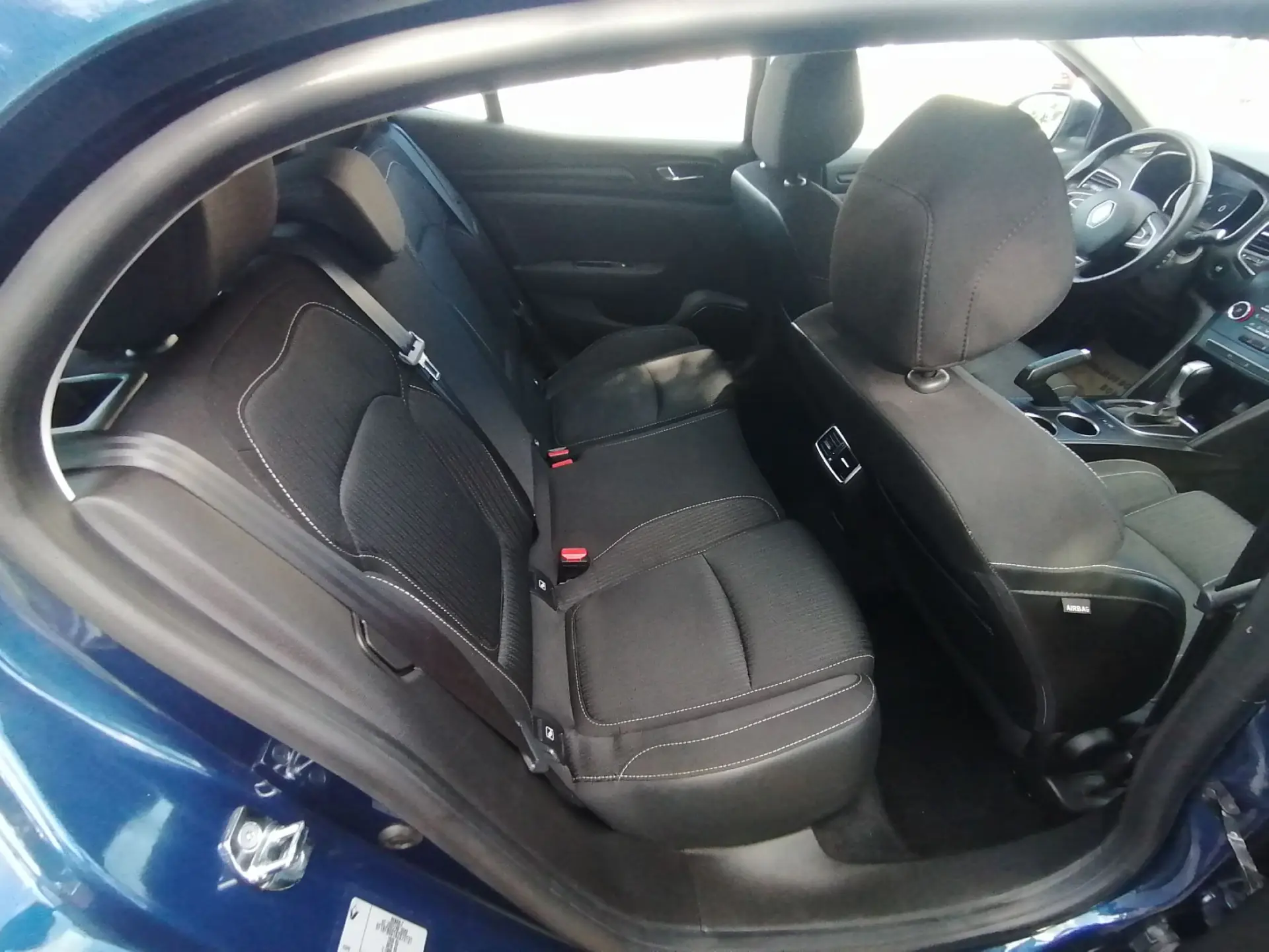 Renault Mégane Blue DCI 115 EDC LIMITED 8