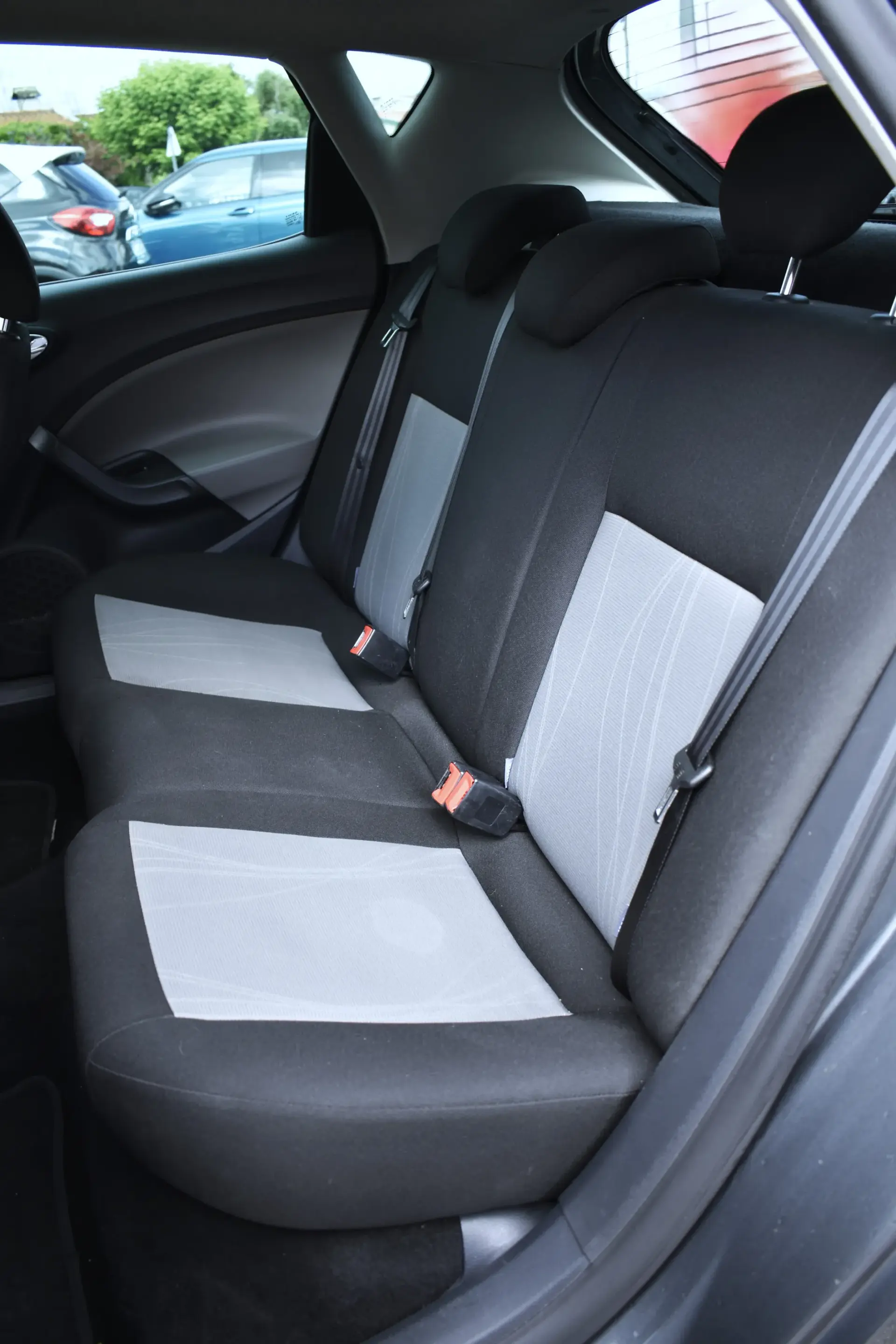 SEAT Ibiza 1.2 TDi Reference E-Ecomotive 10