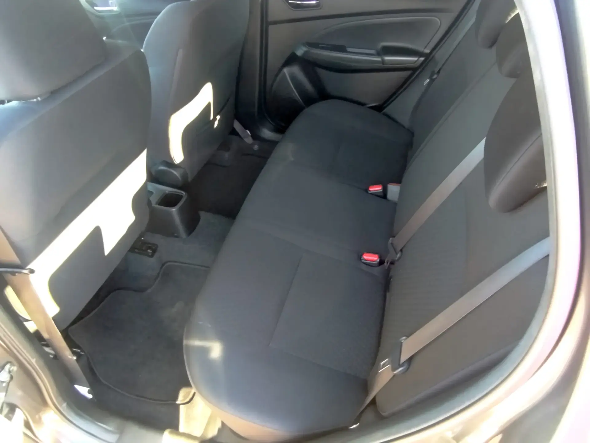 Suzuki Swift 1.0 Boosterjet Mild Hybrid 8