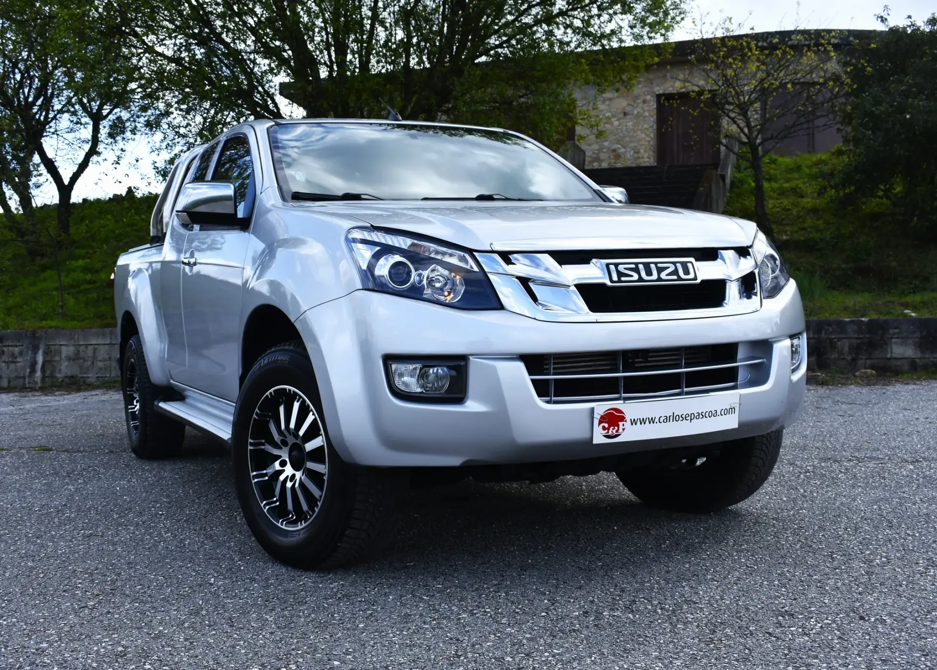 Isuzu D-Max 2.5 TD LS 4WD Twin-Turbo 1