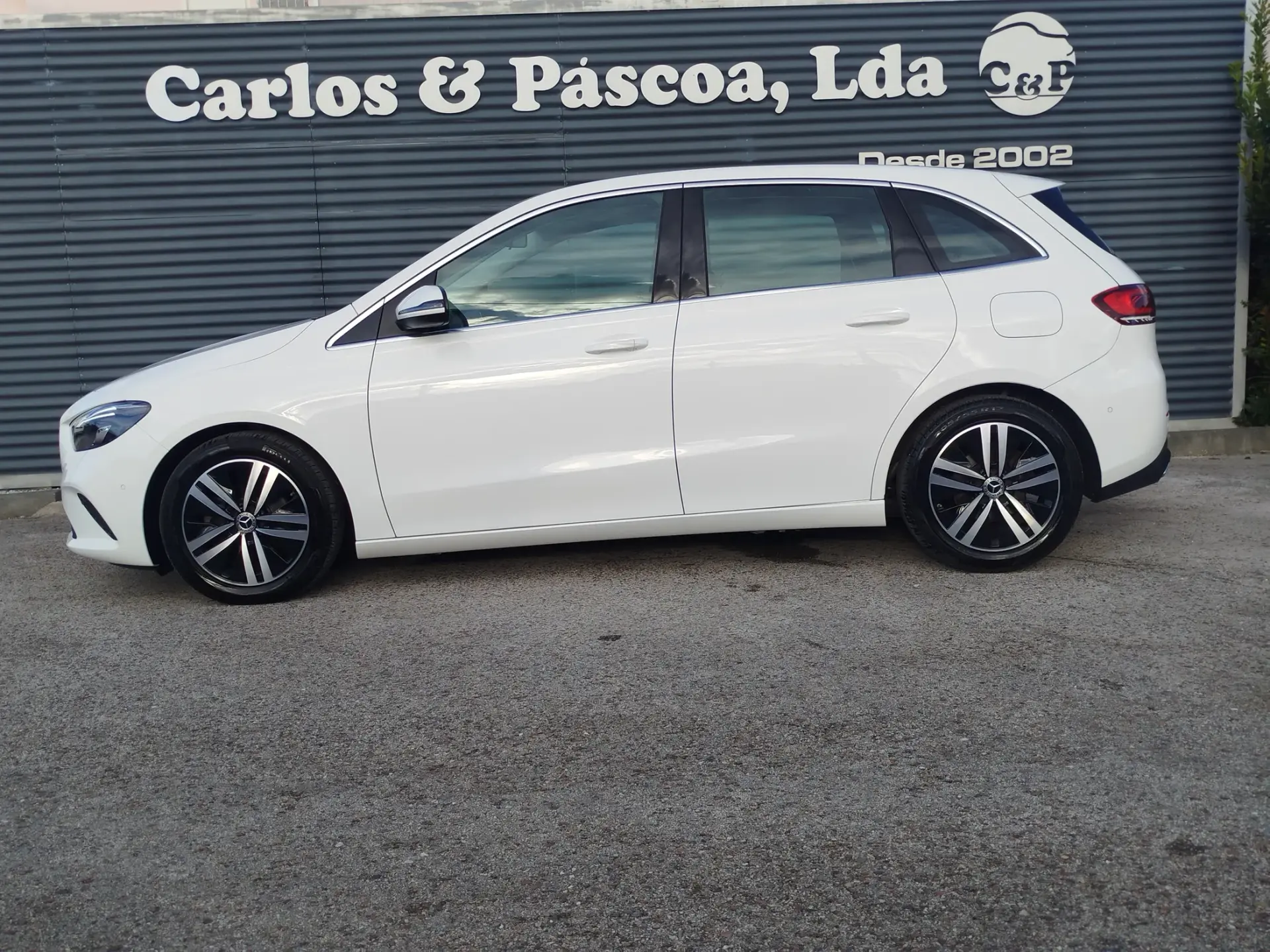 Mercedes-Benz B 180 d Business Solutions Aut. 3