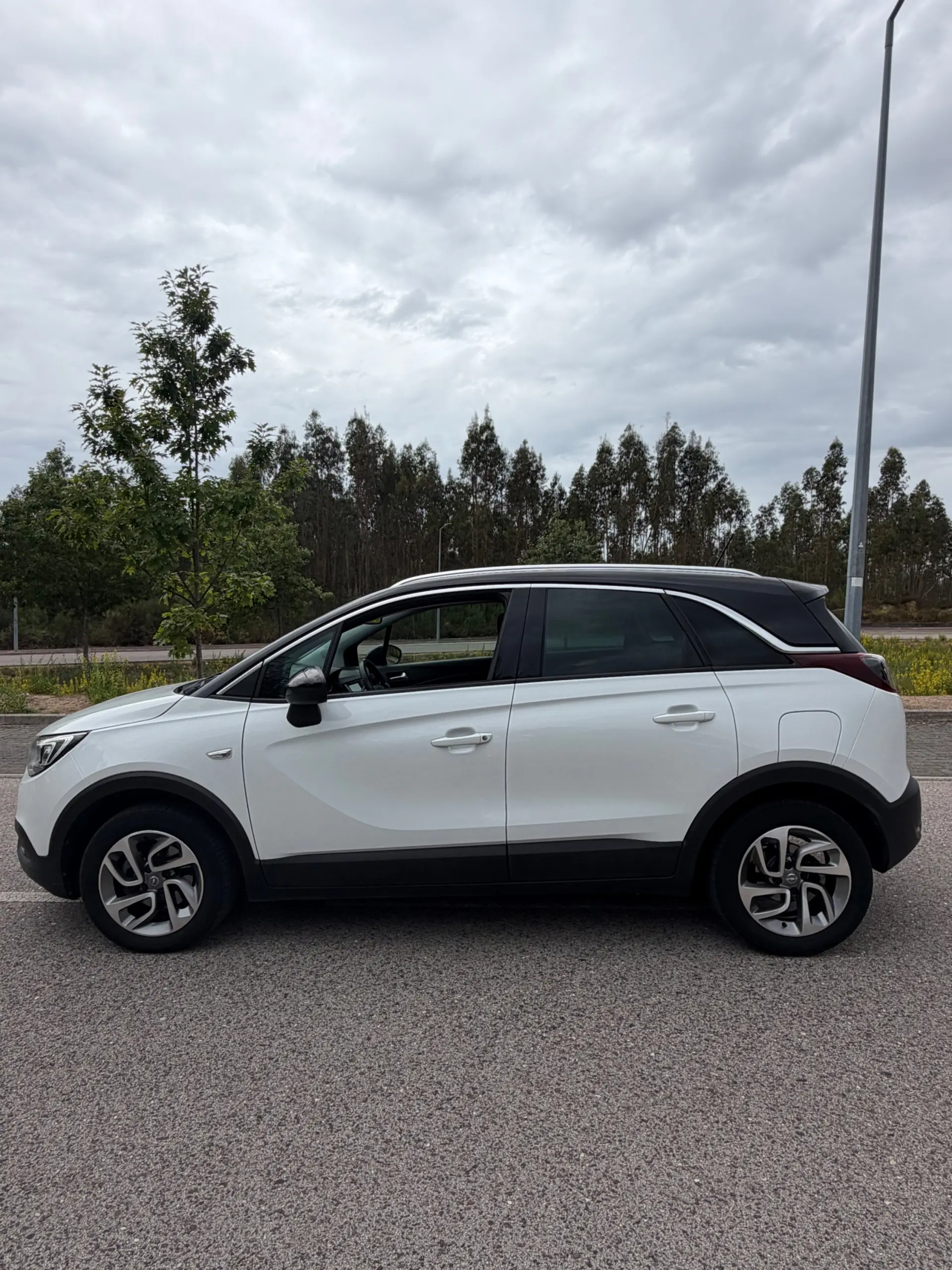 Opel Crossland X 1.2 T Business Edition 8