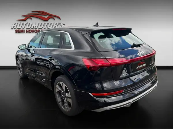 Audi e-tron 55 quattro S line 6