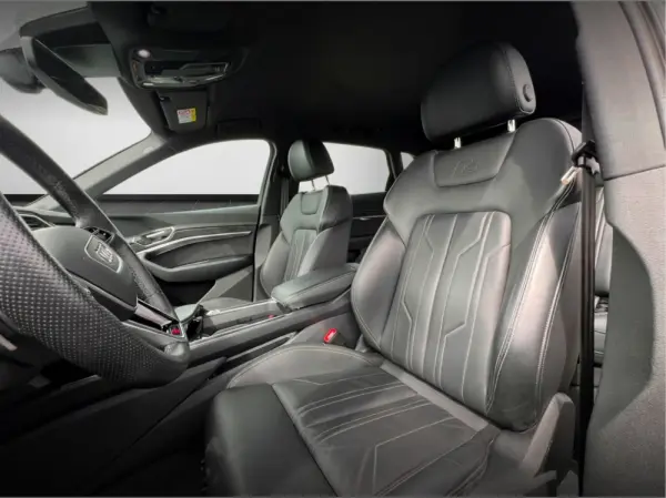 Audi e-tron 55 quattro S line 17