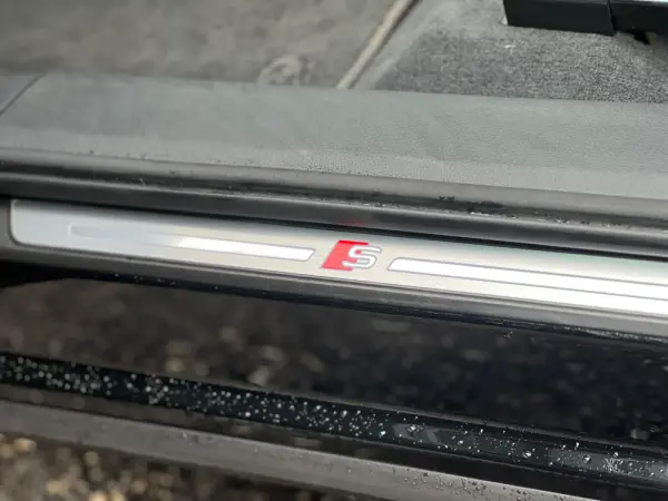 Audi e-tron 55 quattro S line 19