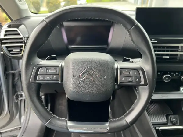 Citroen C4 X 1.2 PureTech Shine EAT8 9