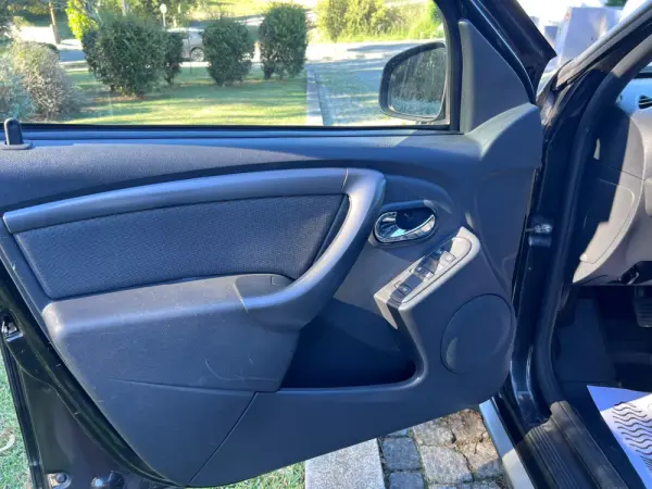 Dacia Duster 1.2 TCe Prestige 14