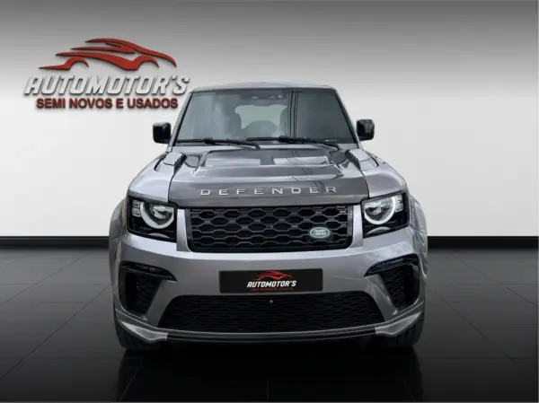 Land Rover Defender XDynamic 2