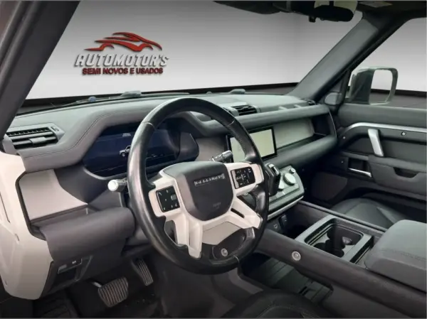 Land Rover Defender XDynamic 4