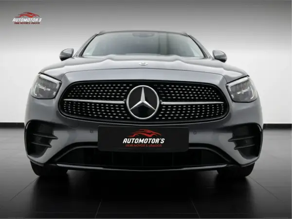 Mercedes-Benz E 300 -1 2