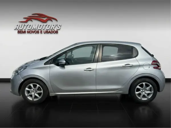 Peugeot 208 1.4 HDi Allure 5