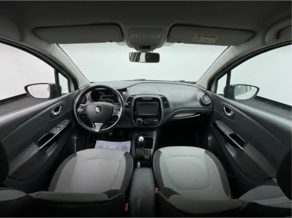 Renault Captur 0.9 TCE Exclusive 9