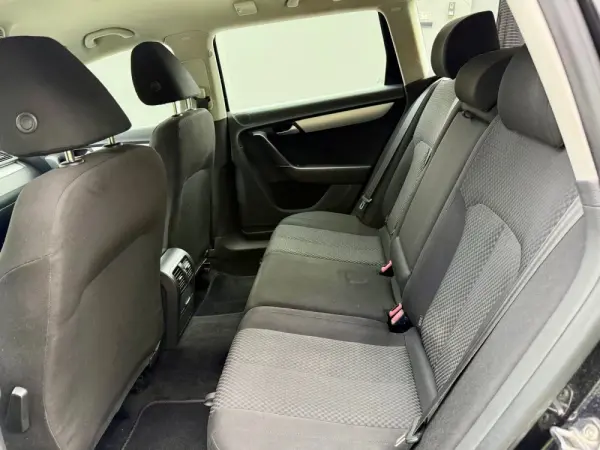 Volkswagen Passat Variant 1.4 TSi Sportline 12