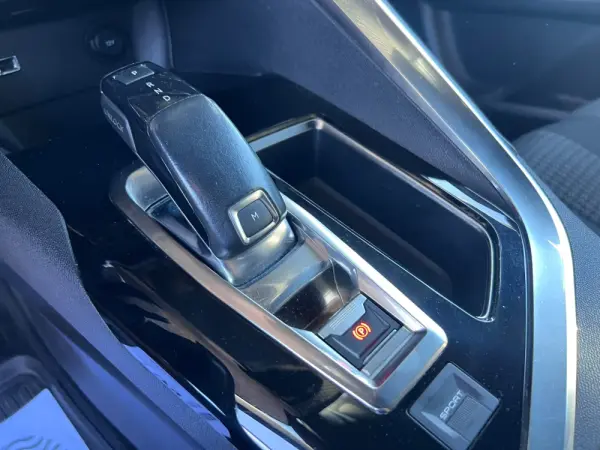 Peugeot 3008 1.6 BlueHDi Allure Grip Control EAT6 14