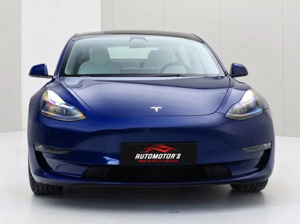 Tesla Model 3 Long-Range Dual Motor AWD 1