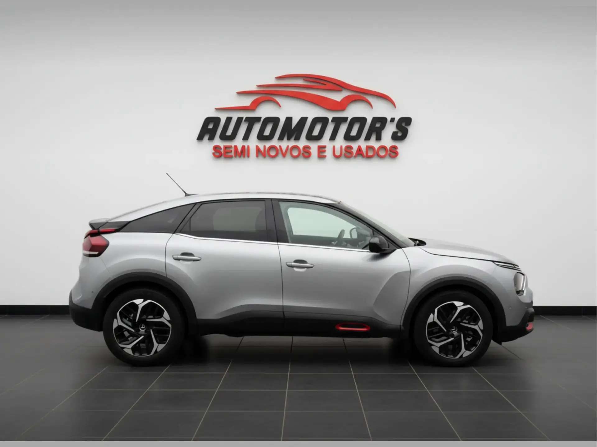 Citroen C4 X 1.2 PureTech Shine EAT8 5