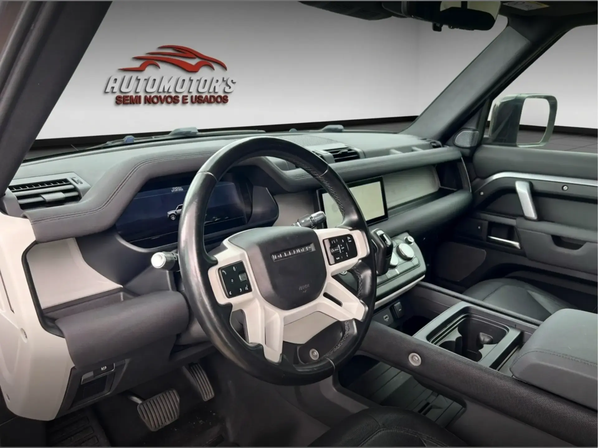 Land Rover Defender XDynamic 4