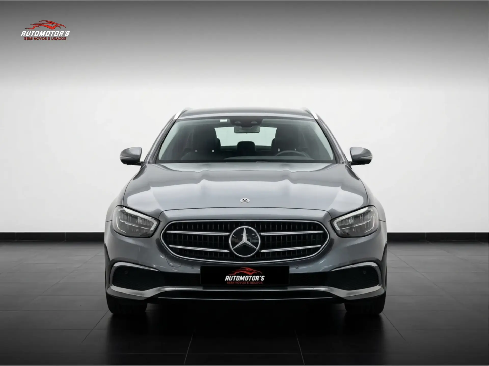 Mercedes-Benz E 300 -1 1