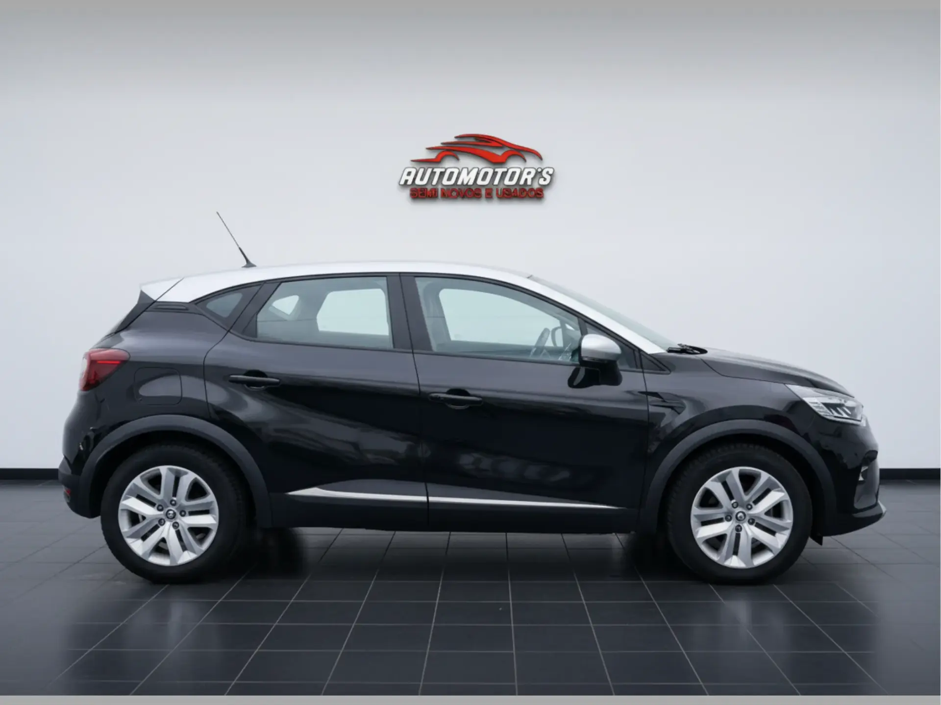 Renault Captur 1.0 TCe Exclusive 4