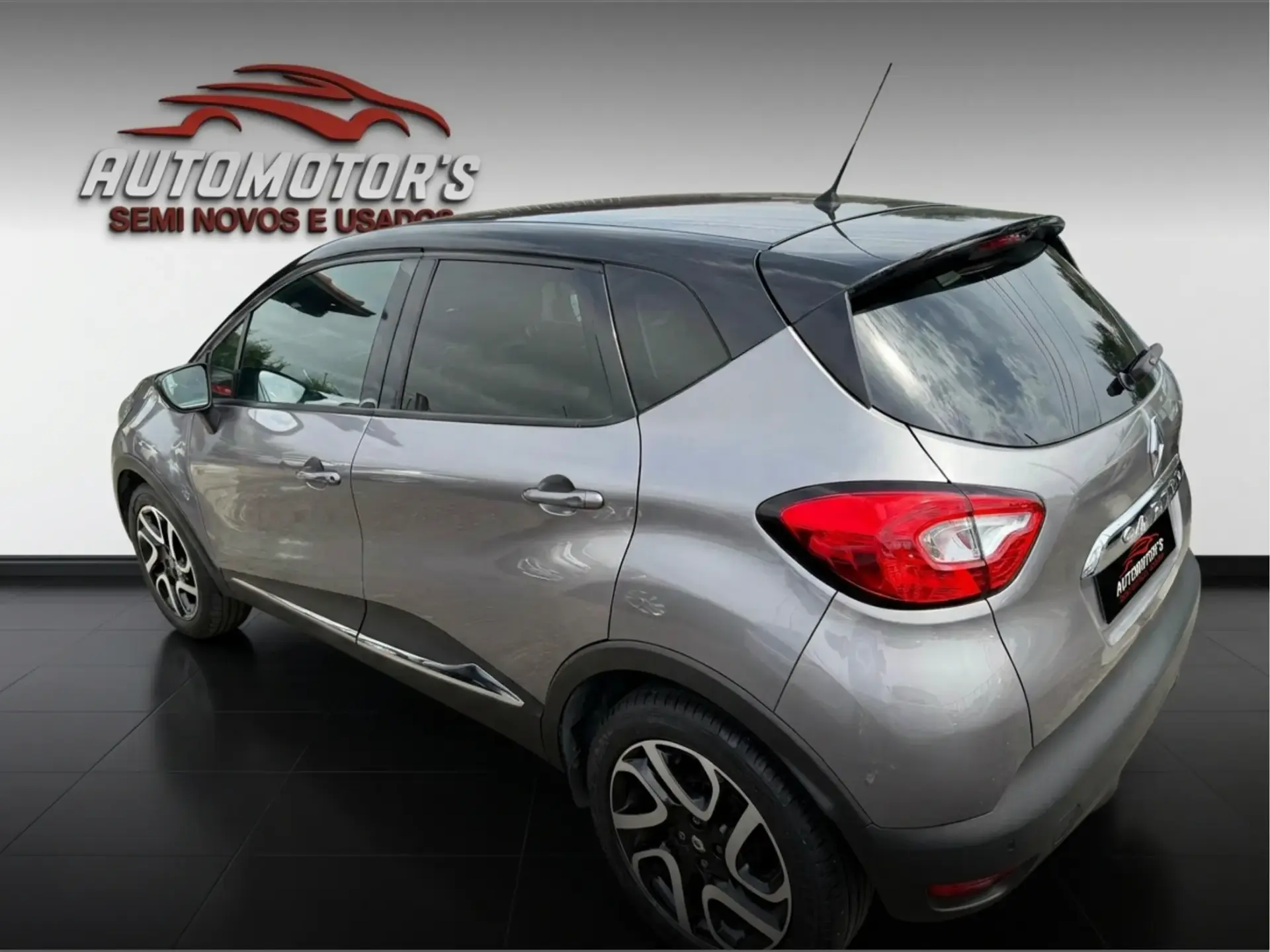 Renault Captur 0.9 TCE Exclusive 3