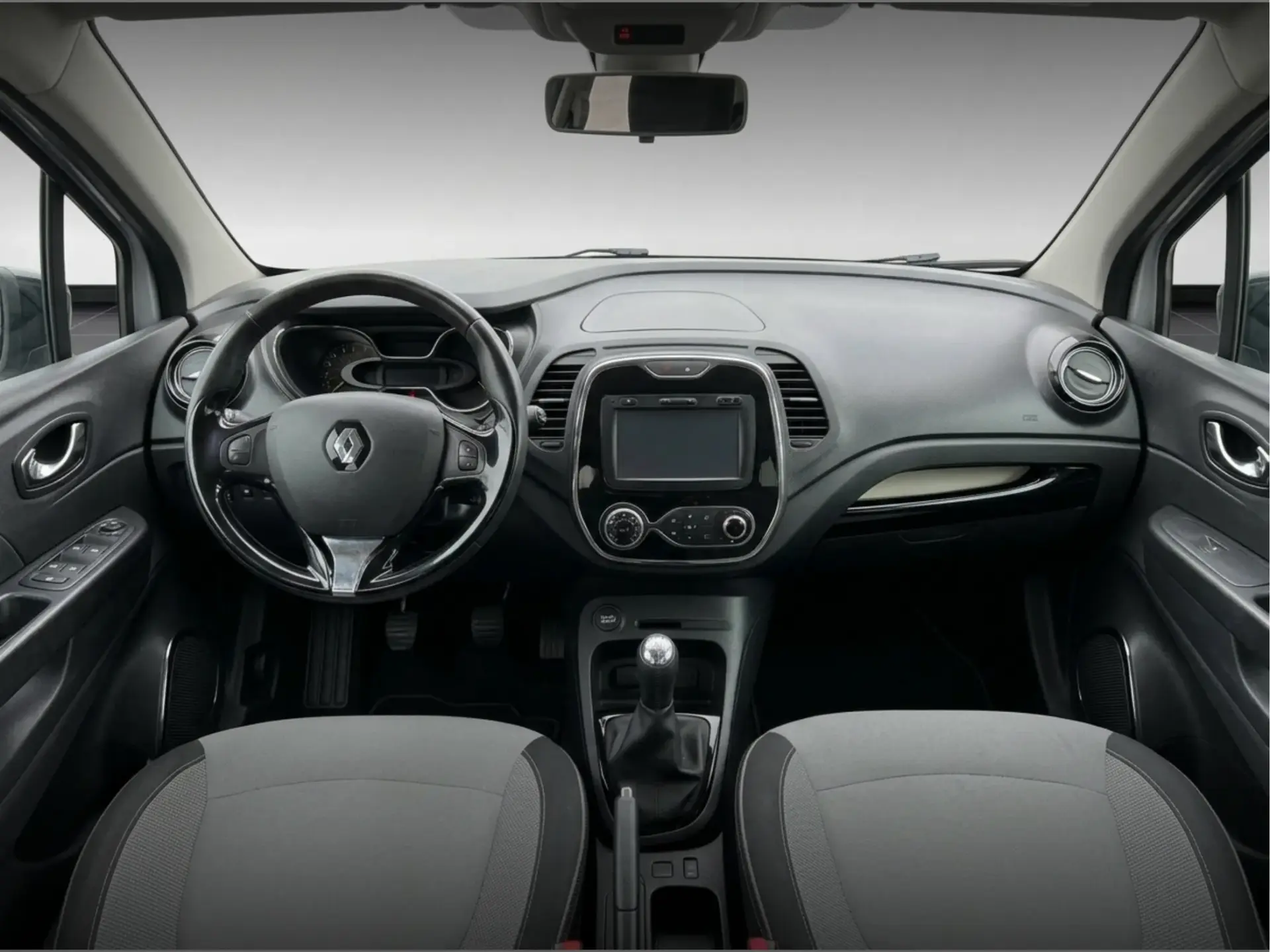Renault Captur 0.9 TCE Exclusive 8