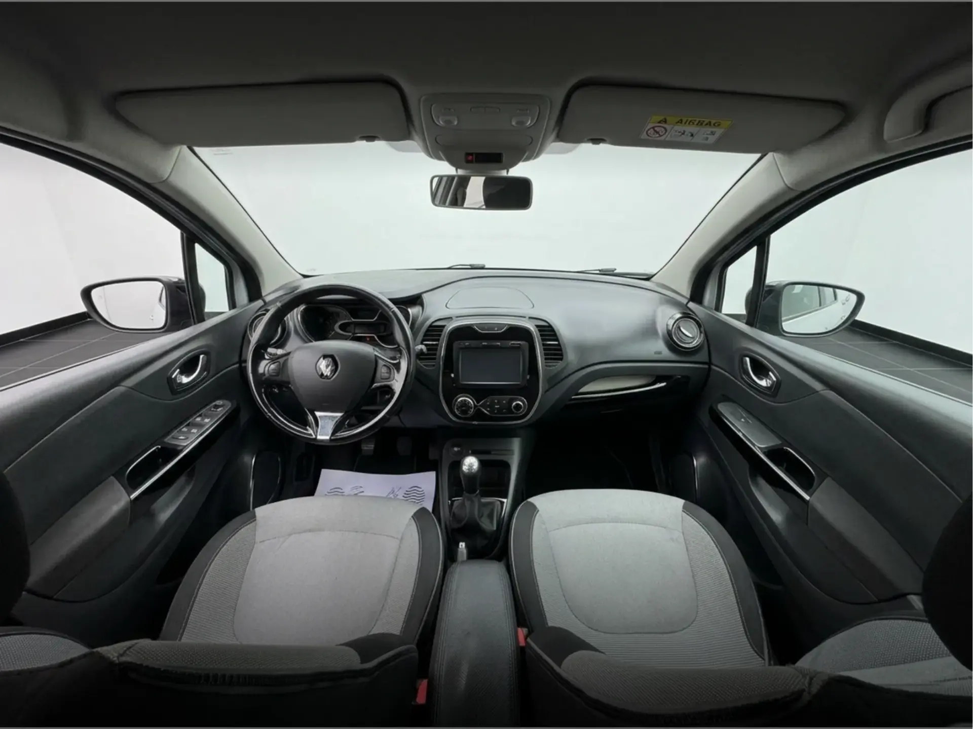 Renault Captur 0.9 TCE Exclusive 9