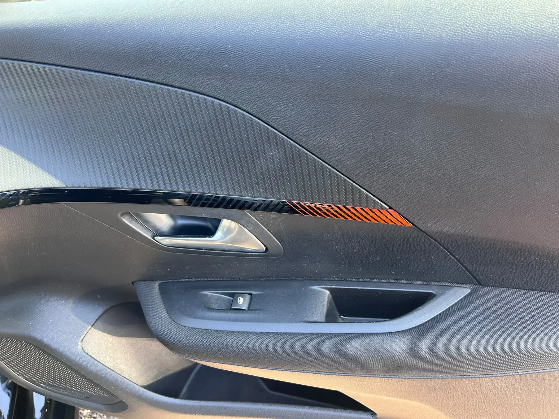 Peugeot 208 1.2 PureTech Active 11
