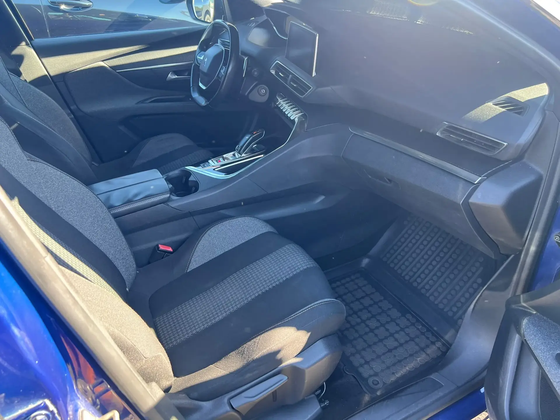 Peugeot 3008 1.6 BlueHDi Allure Grip Control EAT6 6