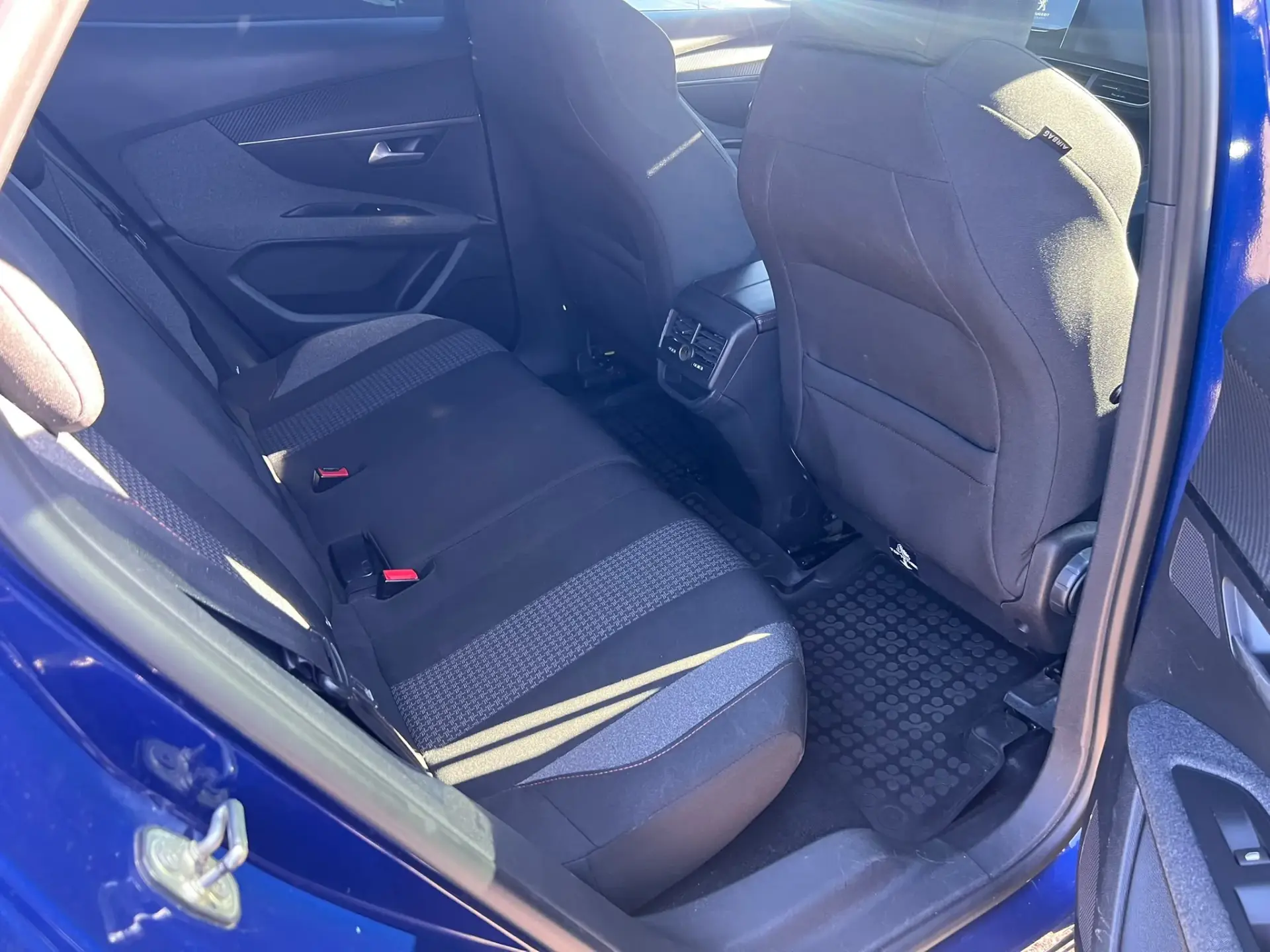 Peugeot 3008 1.6 BlueHDi Allure Grip Control EAT6 7