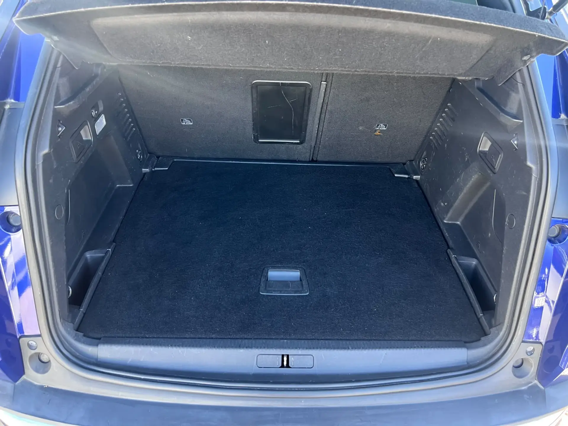 Peugeot 3008 1.6 BlueHDi Allure Grip Control EAT6 17