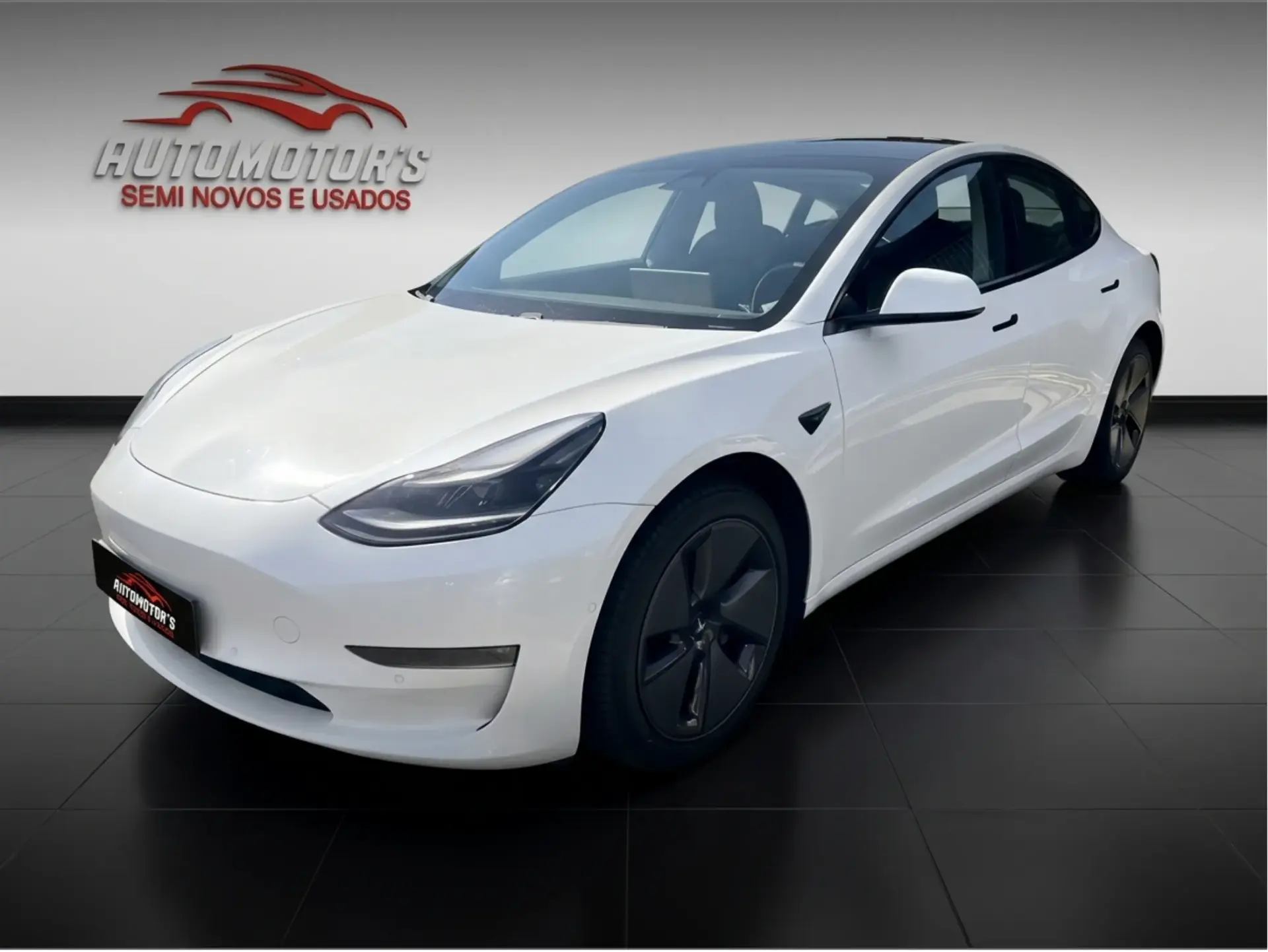 Tesla Model 3 Long-Range Dual Motor AWD 2