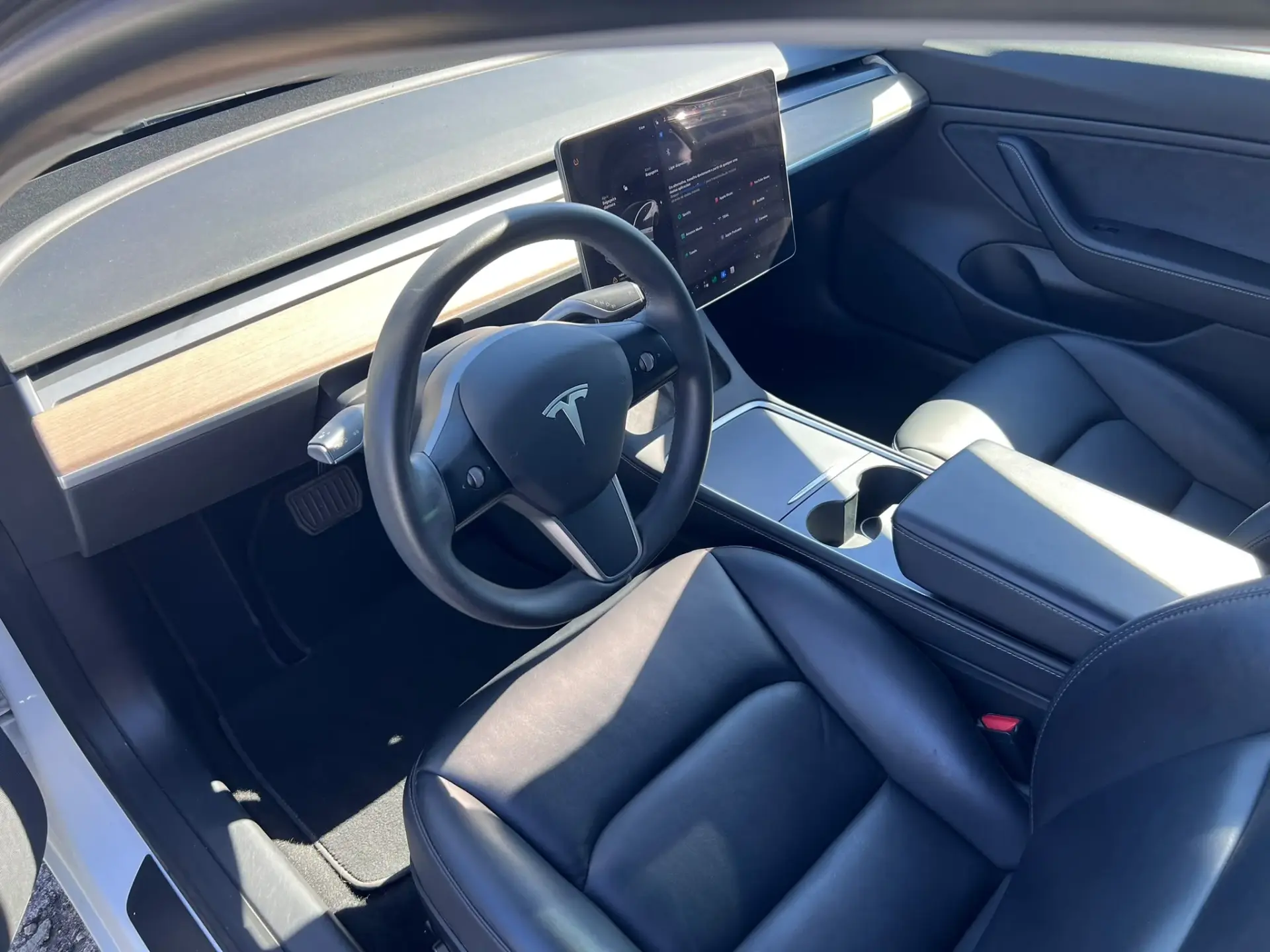 Tesla Model 3 Long-Range Dual Motor AWD 6