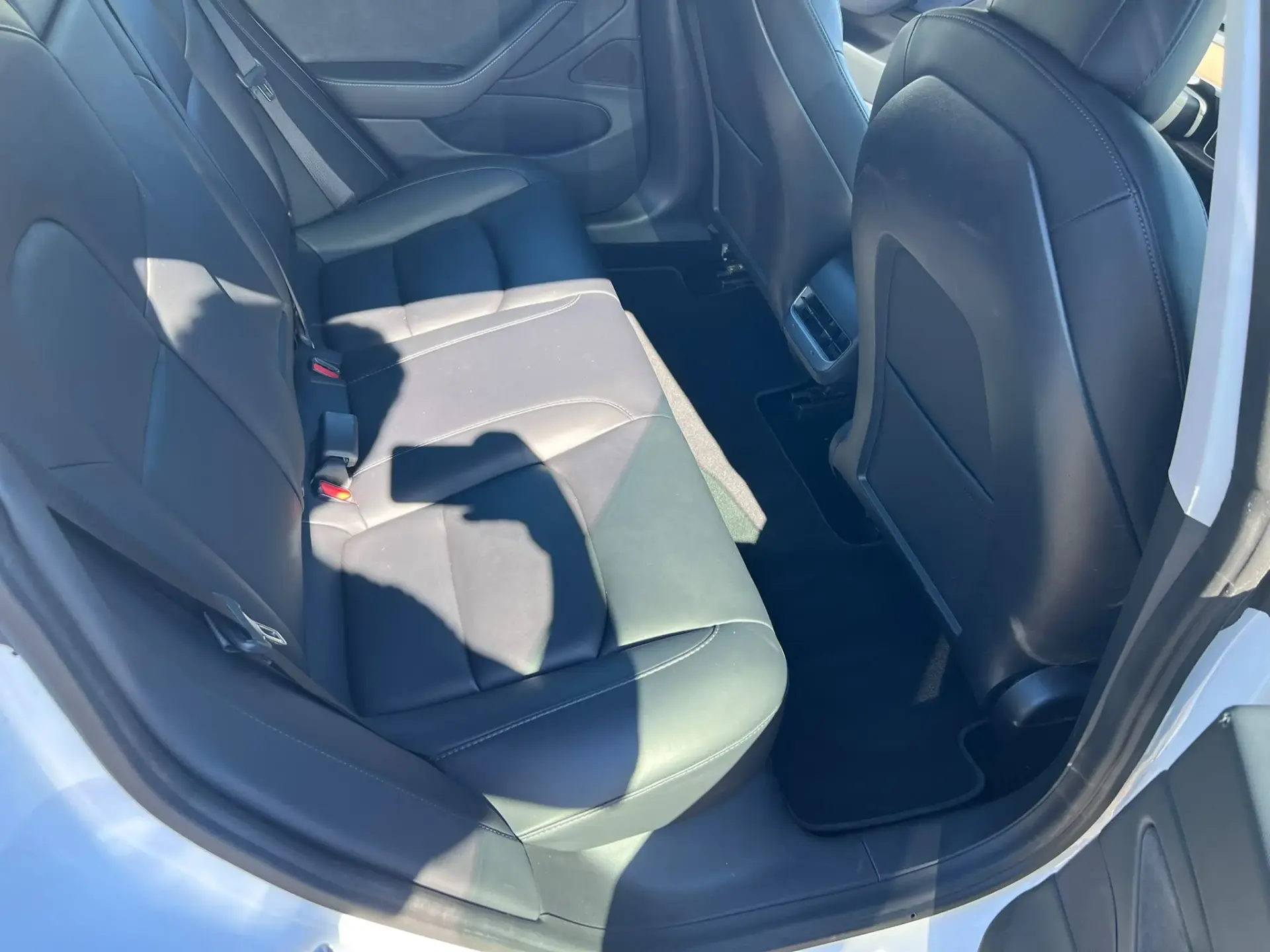 Tesla Model 3 Long-Range Dual Motor AWD 13
