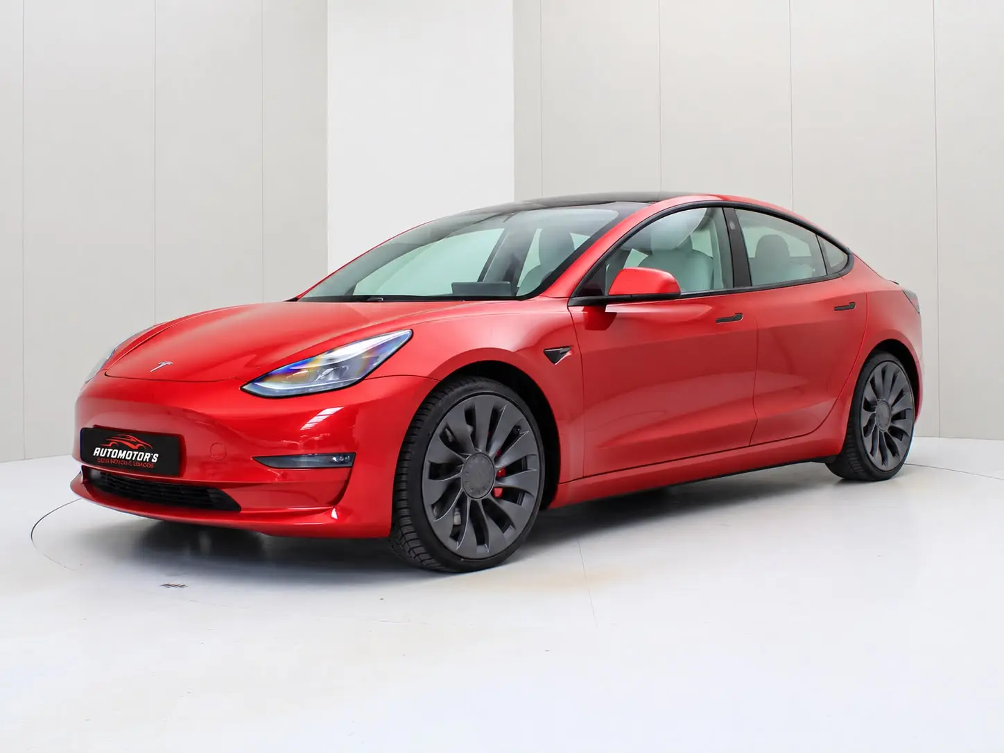 Tesla Model 3 Long Range AWD Dual Motor Performance 1