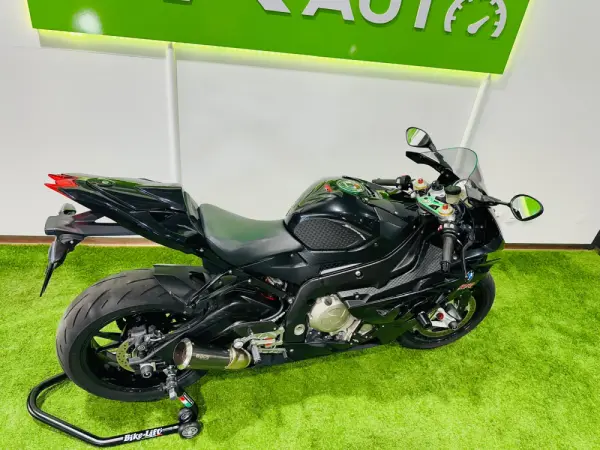 BMW S 1000 RR 10