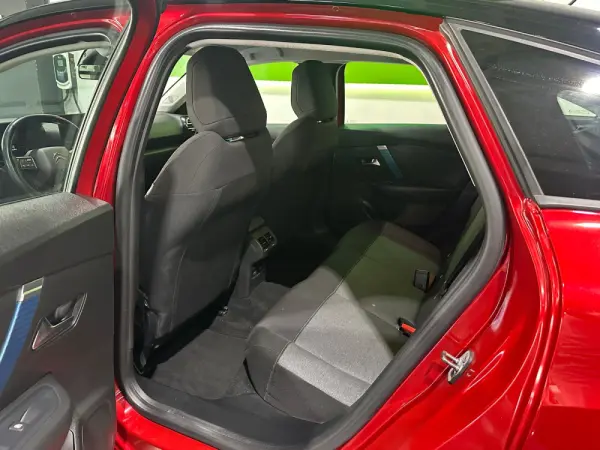 Citroen e-C4 50 kWh Shine 19