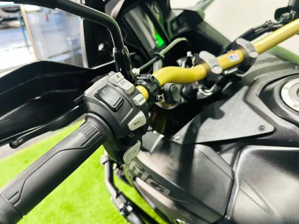 Honda Africa Twin CRF1000D 15