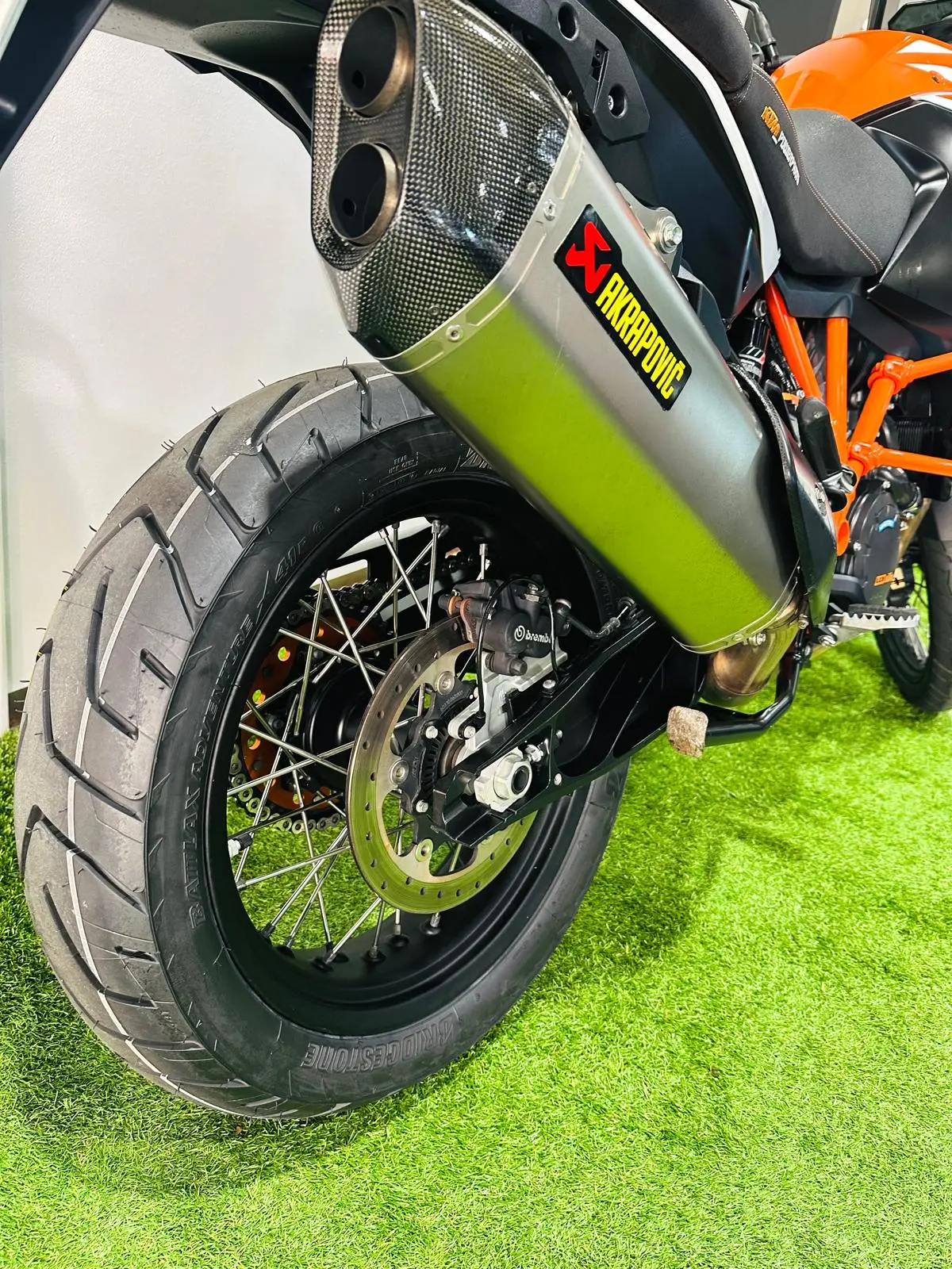 KTM 1290 Super Adventure R 13