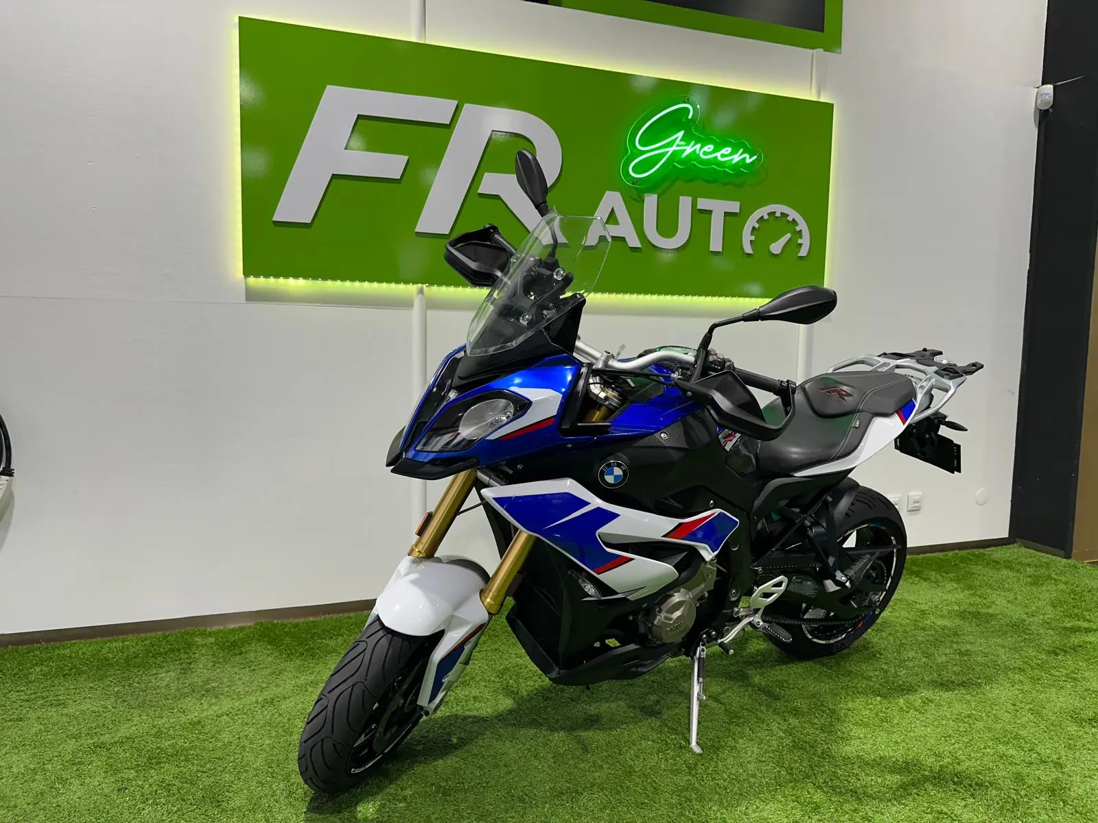 BMW S 1000 XR 1