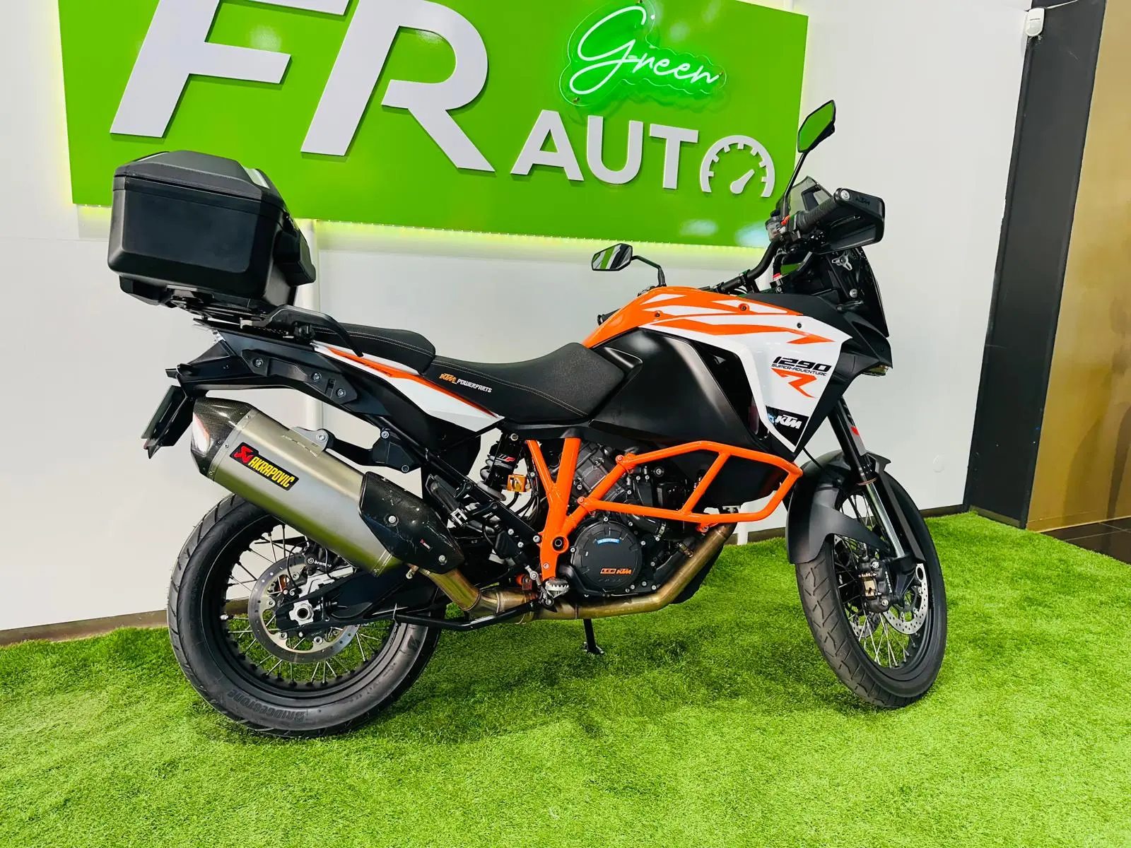 KTM 1290 Super Adventure R 9
