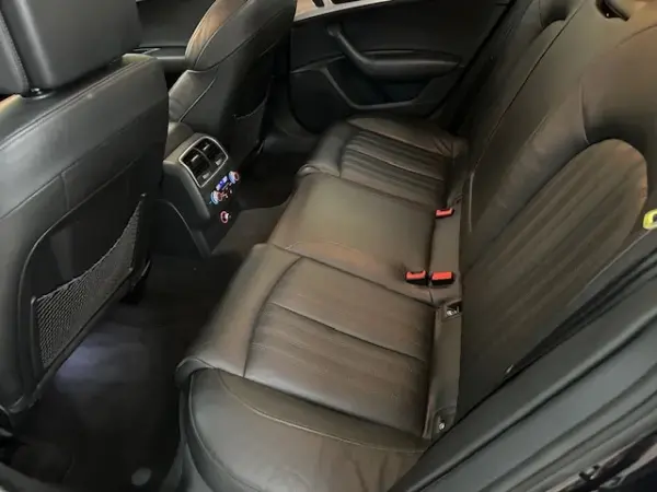 Audi A6 Avant 2.0 TDi S-line S tronic 12