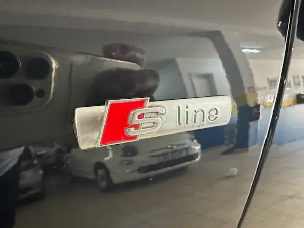 Audi A6 Avant 2.0 TDi S-line S tronic 26