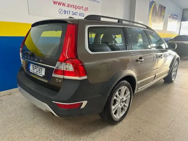Volvo XC 70 2.0 D4 Momentum Geartronic 3