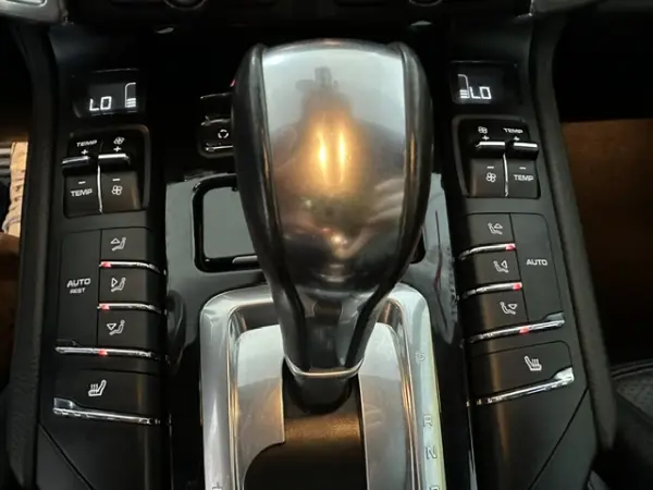 Porsche Cayenne S 14