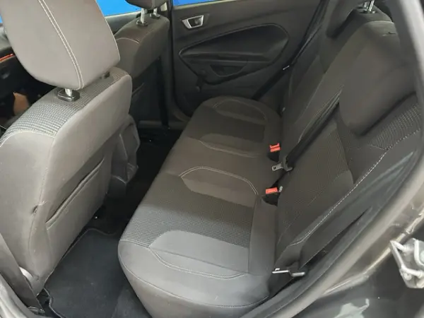 Ford Fiesta 1.0 EcoBoost S&S Titanium 11