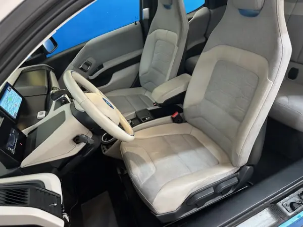 BMW i3 (60 Ah) 10