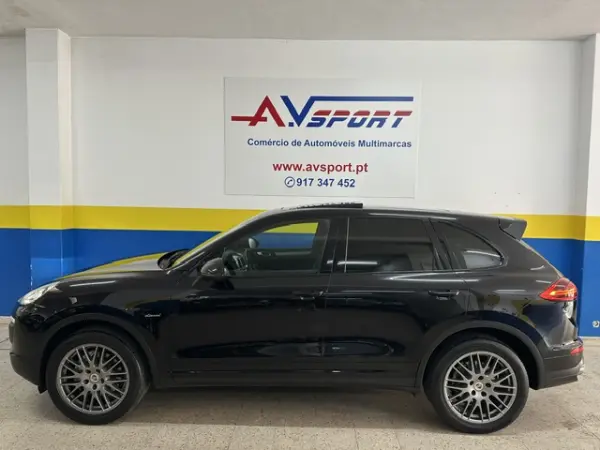 Porsche Cayenne 3.0 V6 6