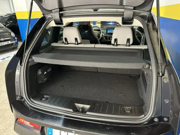 BMW i3 (60 Ah) 32