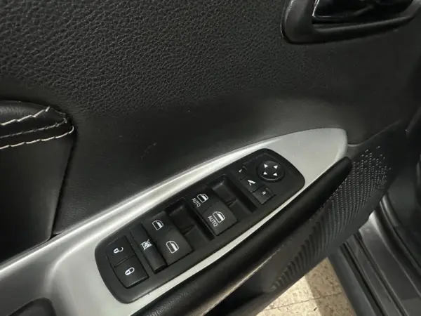 Fiat Freemont 2.0 M-Jet BlackCode 23